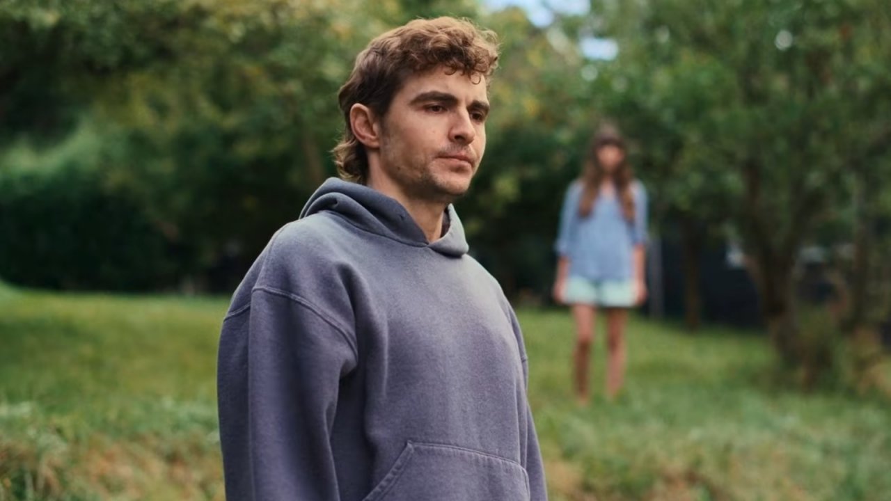 Una foto di Together