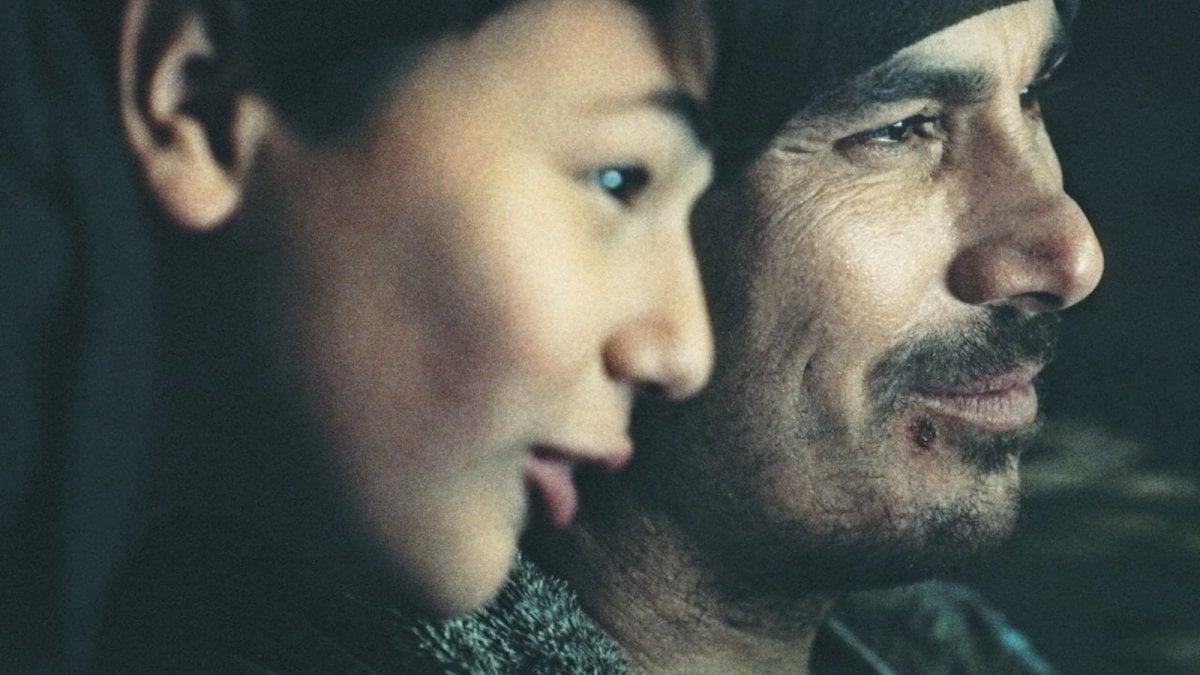 Nottefonda, recensione: un dramma potente sullo sfondo di una Napoli inedita Nottefonda, recensione: un dramma potente sullo sfondo di una Napoli inedita