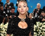 Sydney Sweeney mozzafiato: al Met Gala 2025 ricrea il look di Kim Novak