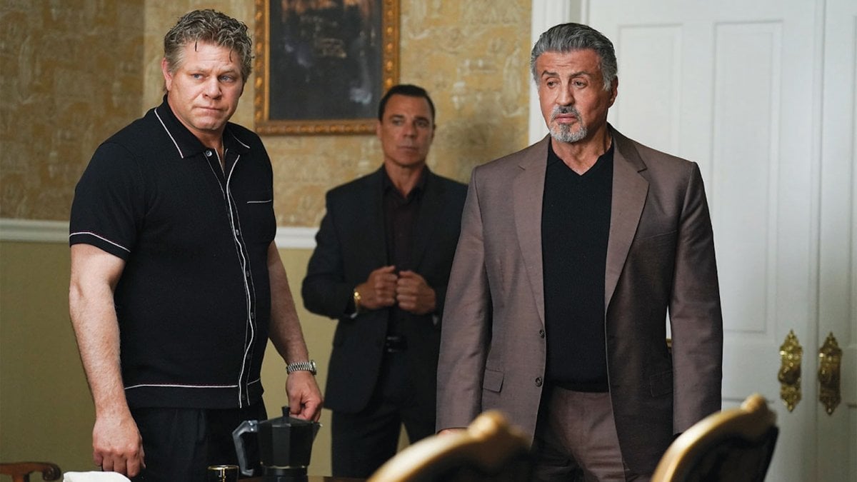 Tulsa King da Movieplayer.it tulsa king un celebre volto de la fantastica signora maisel si unisce al cast della terza stagione
