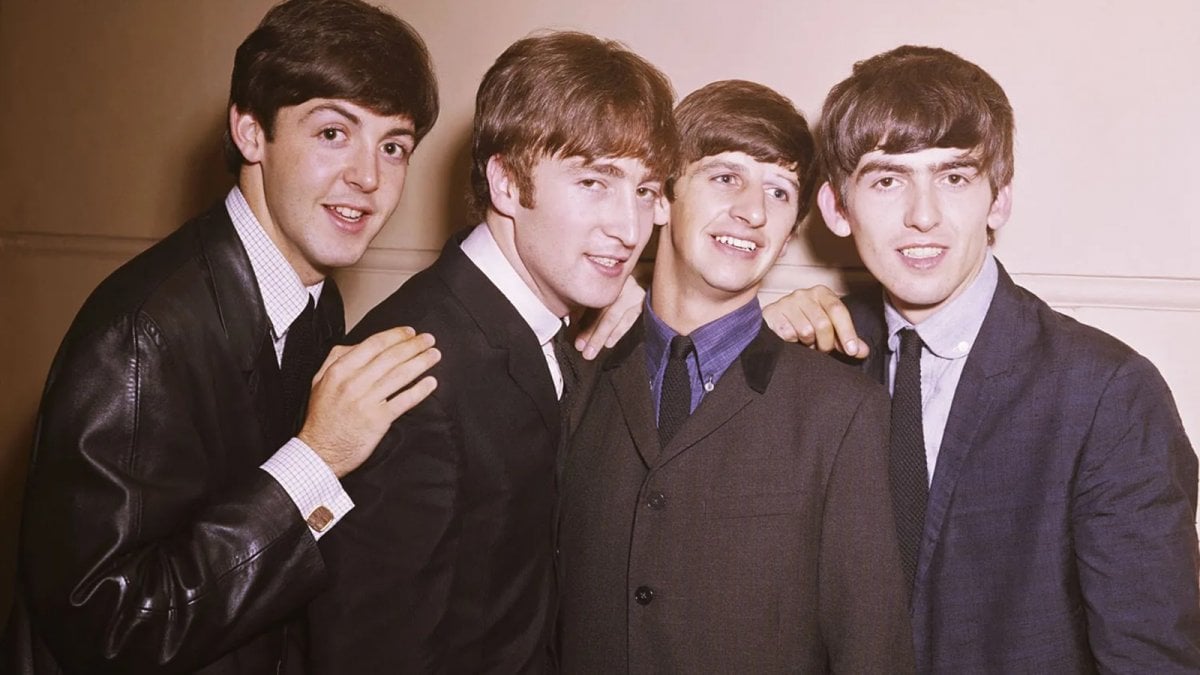 The Beatles: Sony annuncia il team stellare di sceneggiatori al lavoro sui 4 film di Sam Mendes The Beatles: Sony annuncia il team stellare di sceneggiatori al lavoro sui 4 film di Sam Mendes