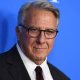 Dustin Hoffman torna sul grande schermo al fianco di Alison Brie nel thriller drammatico The Revisionist
