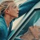 Exterritorial - Oltre il confine, recensione: una madre, un figlio e un consolato in cui niente è come sembra