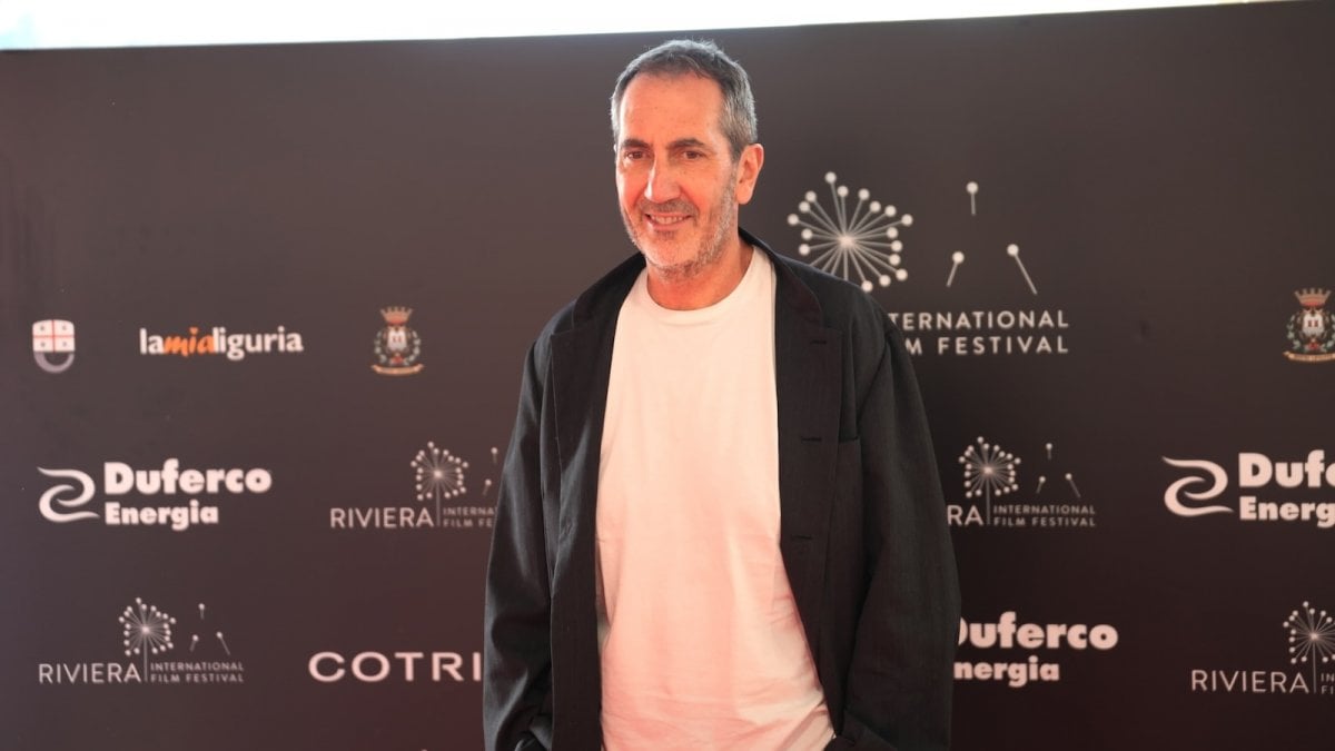 Paolo Calabresi: “Il sistema cinema? Vive di preconcetti. Le piattaforme sono padrone del nostro mondo” Paolo Calabresi: “Il sistema cinema? Vive di preconcetti. Le piattaforme sono padrone del nostro mondo”
