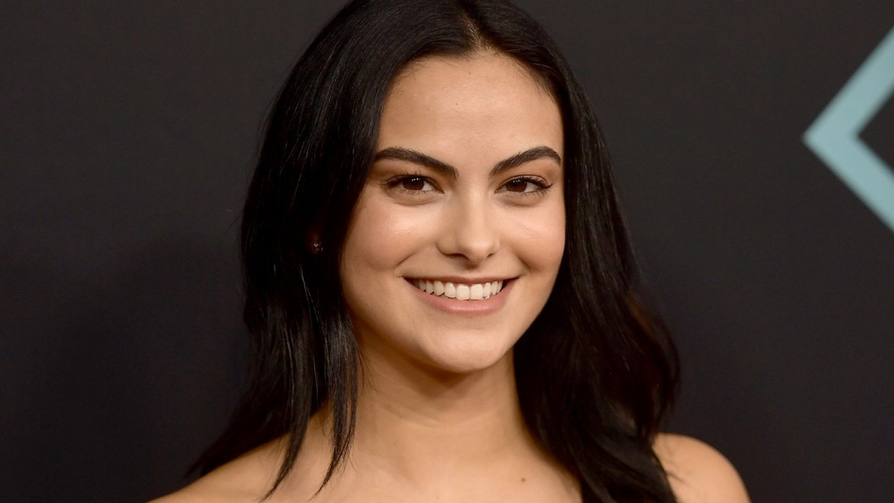 Camila Mendes a un evento