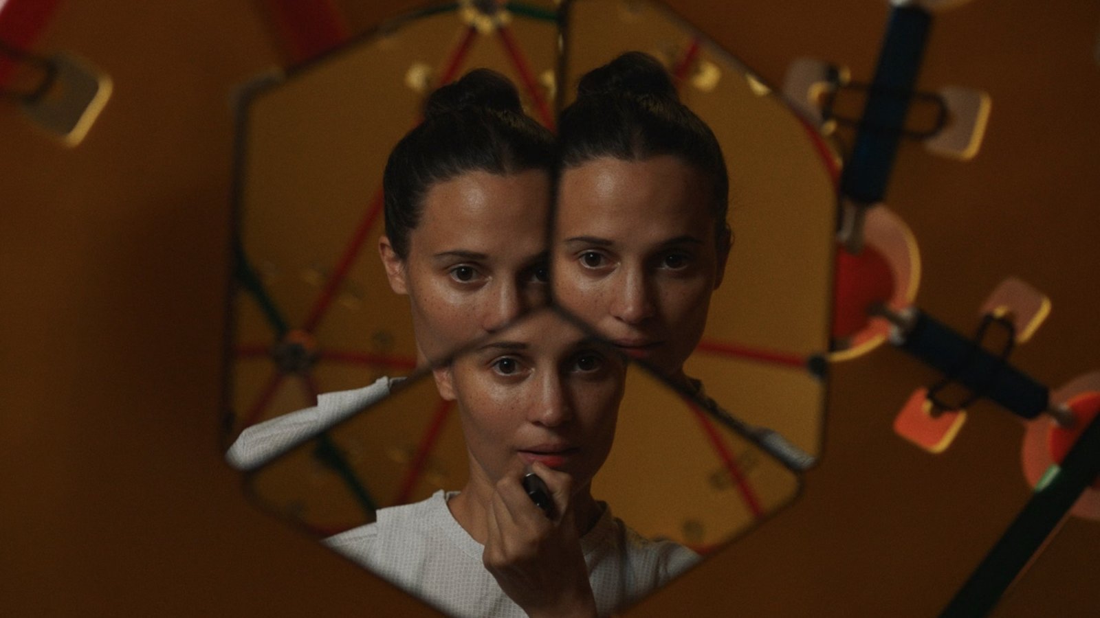 Una scena di The Assessment
