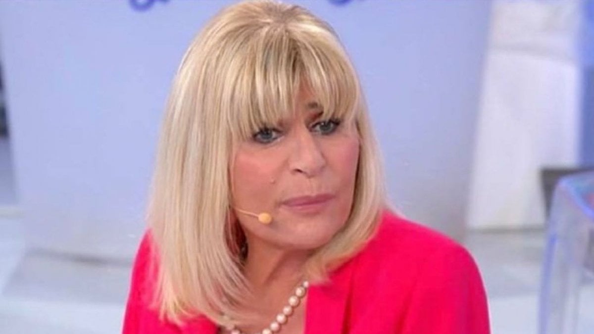 Uomini e Donne anticipazioni: Gemma e Marina si coalizzano, rientra una coppia al centro delle polemiche Uomini e Donne anticipazioni: Gemma e Marina si coalizzano, rientra una coppia al centro delle polemiche
