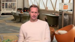 Murderbot: intervista ad Alexander Skarsgård