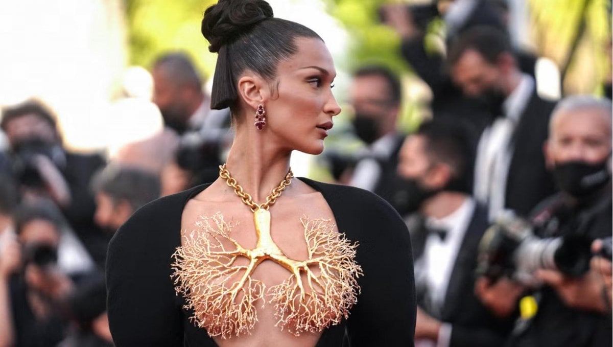 cannes 2025 vieta nudità e abiti voluminosi sul red carpet da Movieplayer.it cannes 2025 vieta nudità e abiti voluminosi sul red carpet