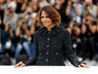Halle Berry costretta al cambio d'abito per le nuove regole di Cannes 'Ma impedire la nudità è una buona cosa'