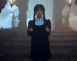 Mercoledì 2, Jenna Ortega e la famiglia Addams al completo nella nuova immagine della serie Netflix