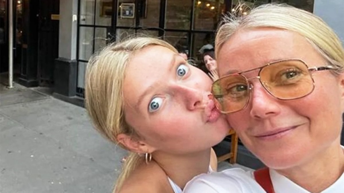 gwyneth paltrow celebra i 21 anni della figlia apple semplicemente la migliore da Movieplayer.it gwyneth paltrow celebra i 21 anni della figlia apple semplicemente la migliore
