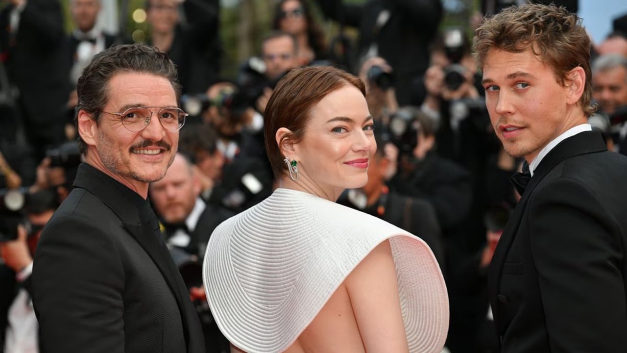Emma Stone, Pedro Pascal e Austin Butler affrontano un'ape sul red carpet di Cannes 2025