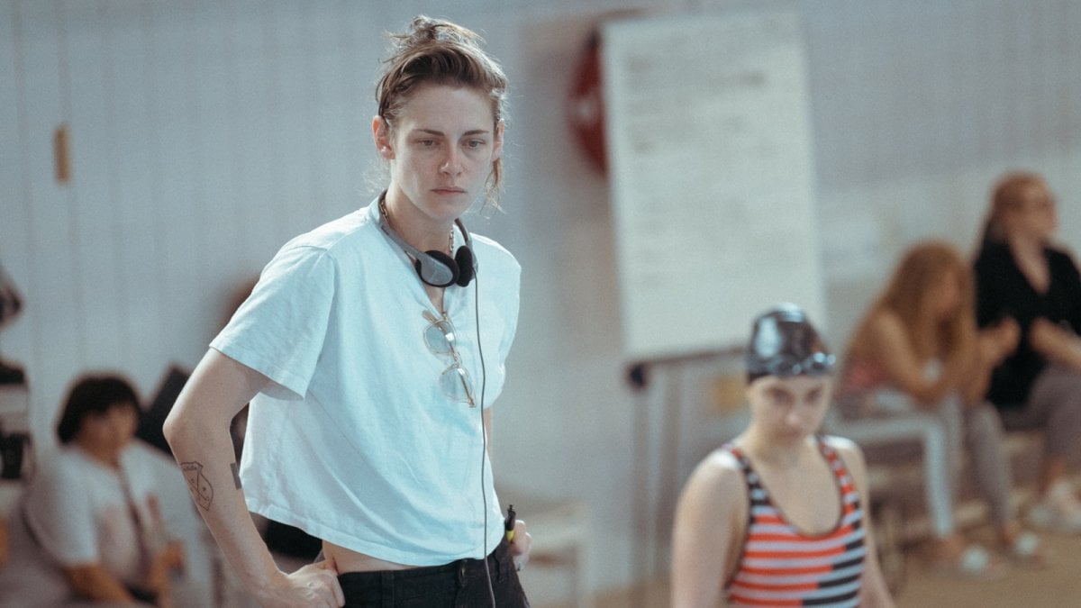 kristen stewart sul suo esordio alla regia the chronology of water è come vedere un figlio all asilo da Movieplayer.it kristen stewart sul suo esordio alla regia the chronology of water è come vedere un figlio all asilo