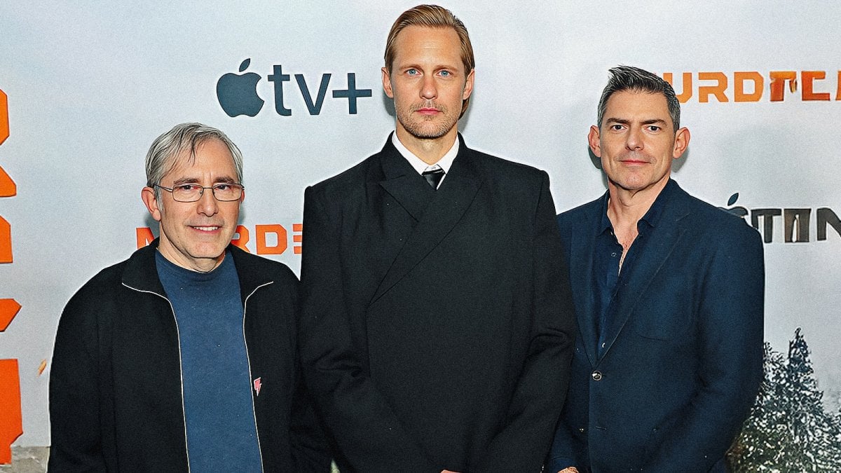 murdebot alexander skarsgård e gli autori raccontano come si crea una macchina che uccide con i sentimenti 