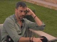 Grande Fratello, Iago Garcia conferma la storia con Amanda Lecciso: 'Sono in Spagna, ma Il mio cuore è lì'
