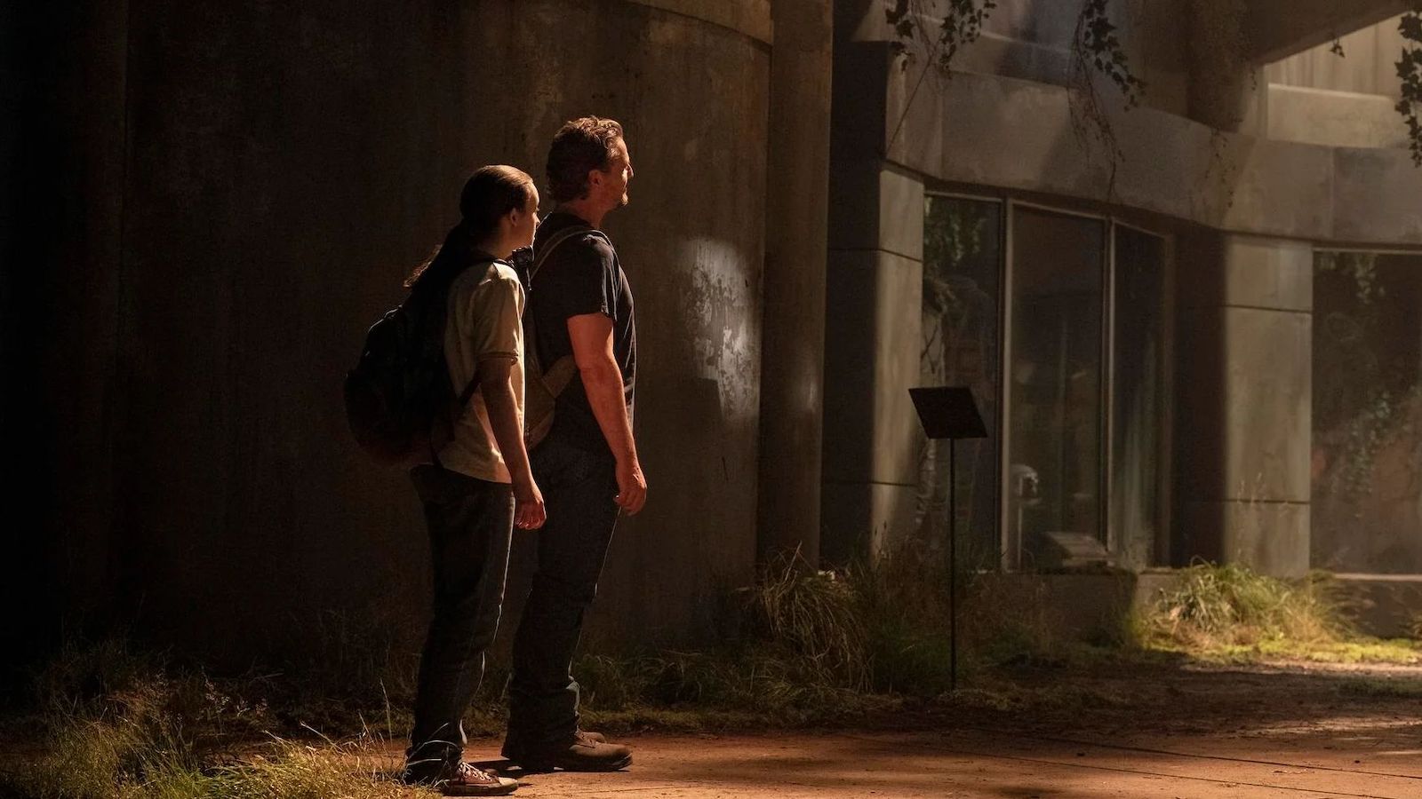Pedro Pascal e Bella Ramsey in The Last of Us 2x06