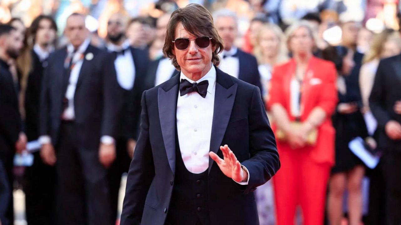 Tom Cruise sul red carpet di Cannes 2025