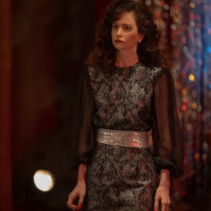 Fear Street: Prom Queen - Katherine Waterston in una foto