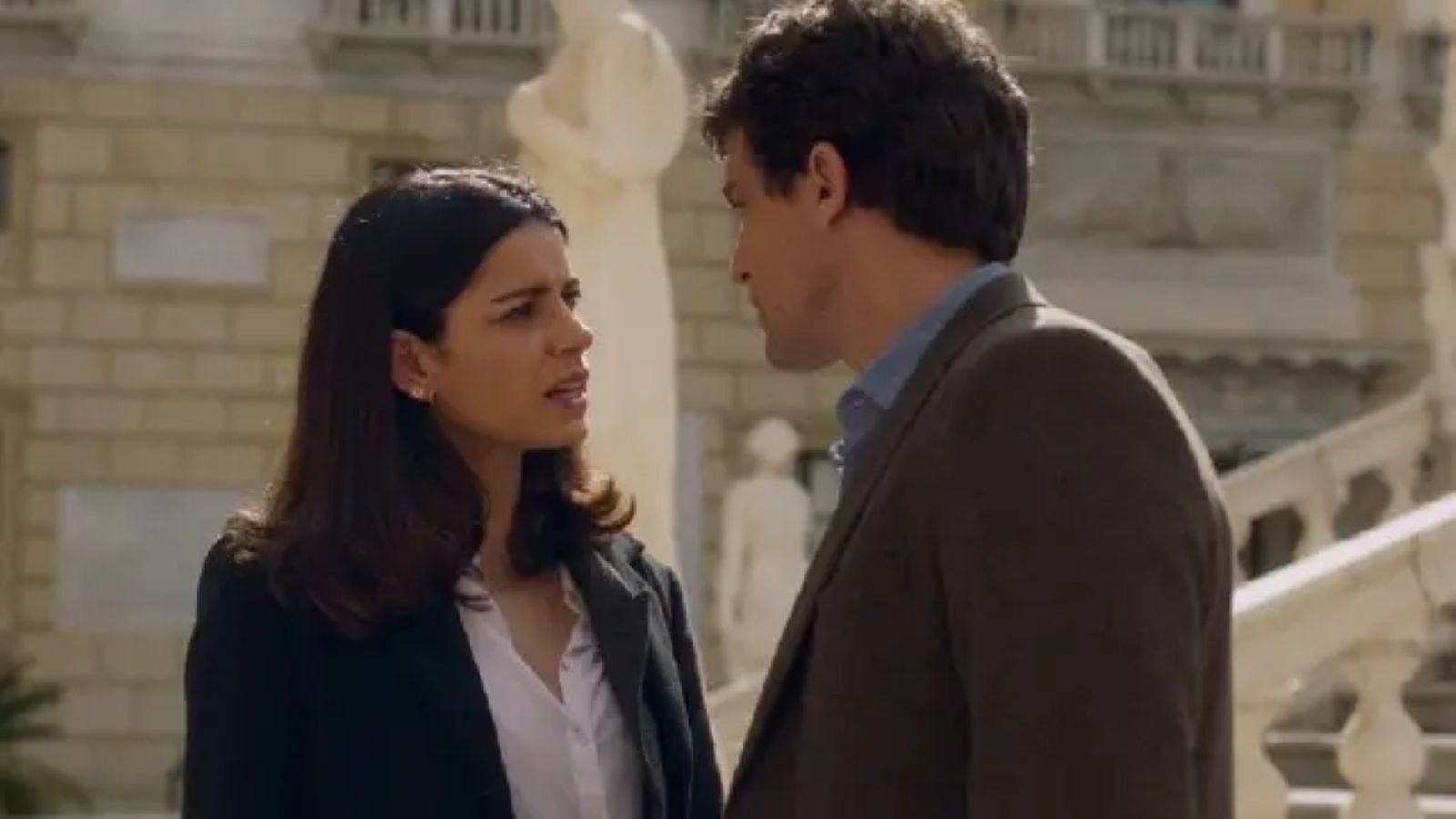 Maria e Luca, interpretati da Rosa Diletta Rossi e Alessandro Fella
