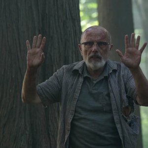 The Last of Us, Joe Pantoliano in una scena del sesto episodio della stagione 2