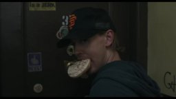 Caught Stealing - Trailer del crime di Darren Aronofsky con Austin Butler e Matt Smith