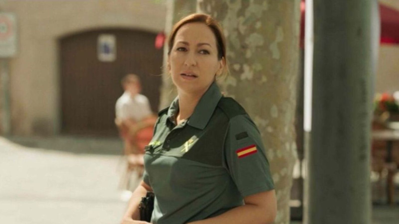 Manuela, interpretata da Julia Carnero