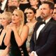 Oscar 2017, durante la gaffe di Warren Beatty Busy Philipps ha detto a Ben Affleck 'Fai qualcosa, sei Batman!'