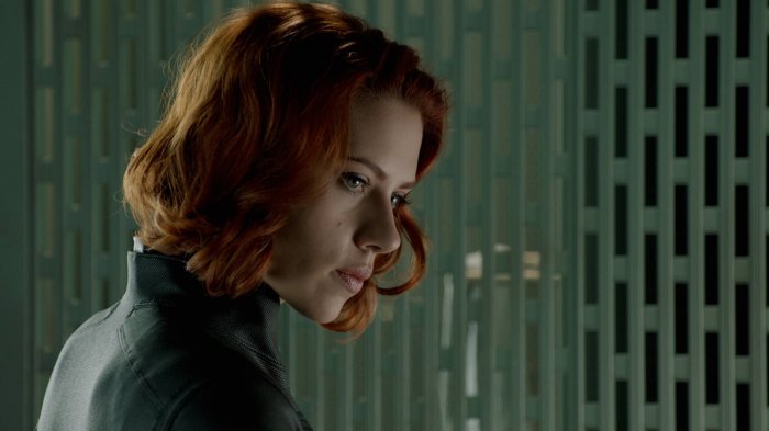 Scarlett Johansson non esclude un ritorno nel MCU, ma come regista