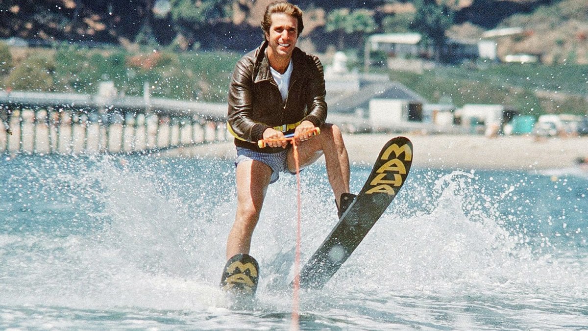 Da Happy Days a Doctor Odyssey: 10 peggiori salti dello squalo nelle serie tv Da Happy Days a Doctor Odyssey: 10 peggiori salti dello squalo nelle serie tv