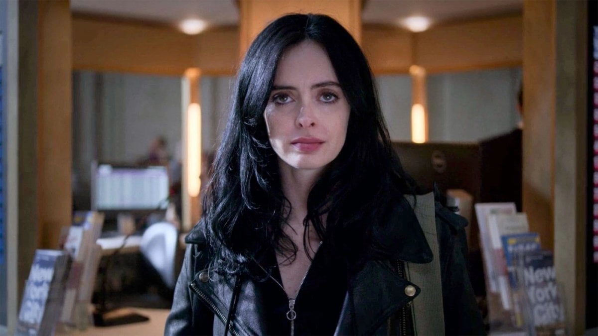 Jessica Jones torna in azione: Krysten Ritter sul set con Charlie Cox in Daredevil: Born Again 2 Jessica Jones torna in azione: Krysten Ritter sul set con Charlie Cox in Daredevil: Born Again 2