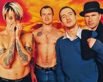 I Red Hot Chili Peppers e l'animazione: uscite da Netflix e rivedete il videoclip di Californication
