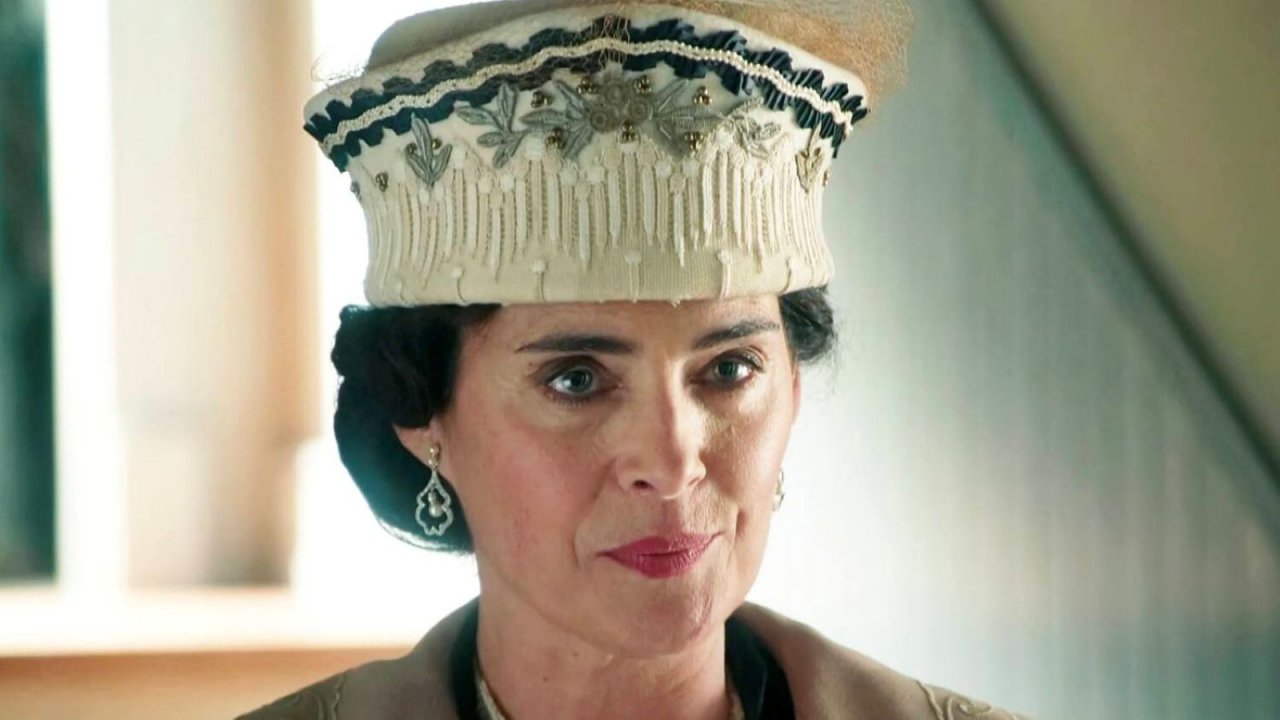 La Promessa anticipazioni 26 maggio: Amelia intima a Vera di tornare a casa o restituire il denaro