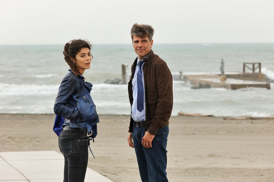 Doppio Gioco Alessandra Mastronardi Domenico Diele Scena Serie Tv Mediaset