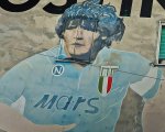 Bostik La bodega de D10S, la recensione del documentario che ci porta a Napoli, tra i suoi vicoli e Maradona