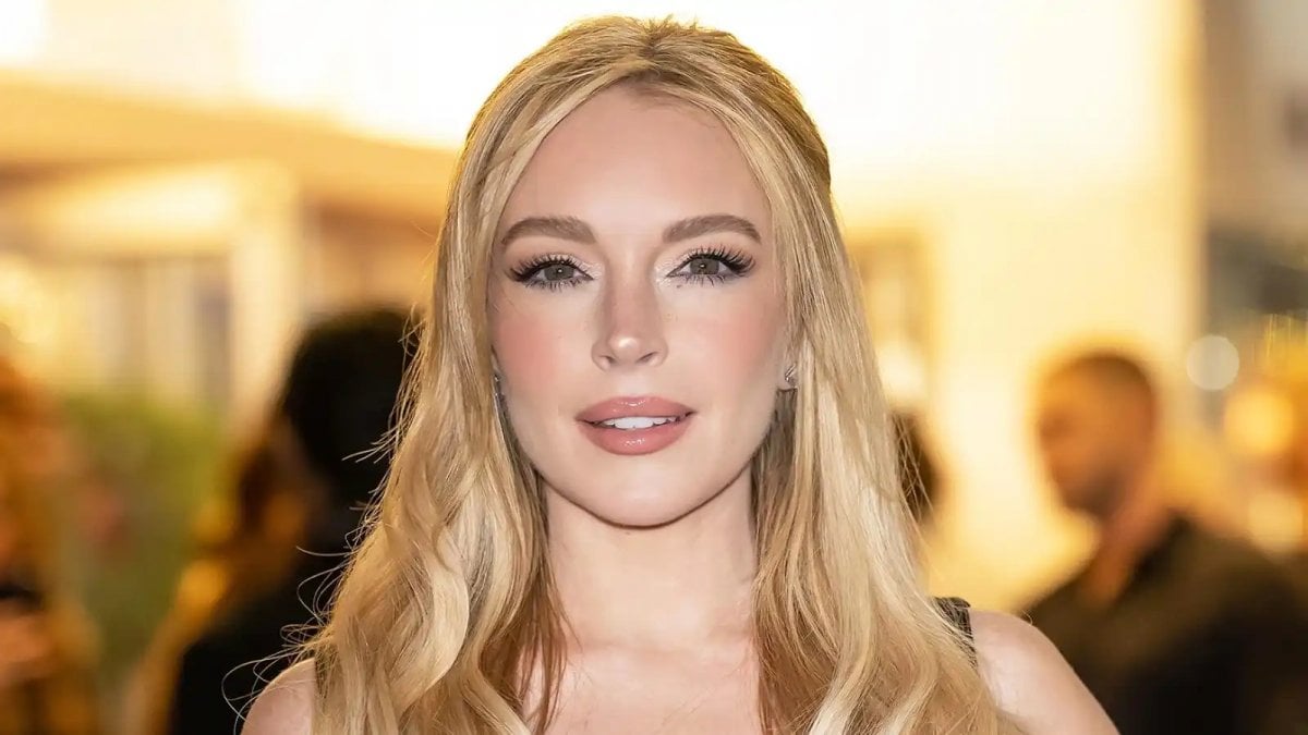 Lindsay Lohan smentisce il lifting: "Il mio viso? Solo sieri, tè verde e laser" Lindsay Lohan smentisce il lifting: "Il mio viso? Solo sieri, tè verde e laser"