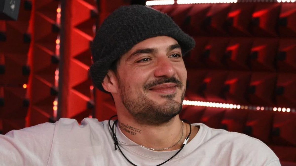 grande fratello lorenzo spolverato su zeudi furba e preparata ma io i soldi li voglio guadagnare lavorando da Movieplayer.it grande fratello lorenzo spolverato su zeudi furba e preparata ma io i soldi li voglio guadagnare lavorando