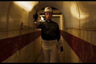 El Jockey - Trailer italiano del film di Luis Ortega con Nahuel Pérez Biscayart e Úrsula Corberó