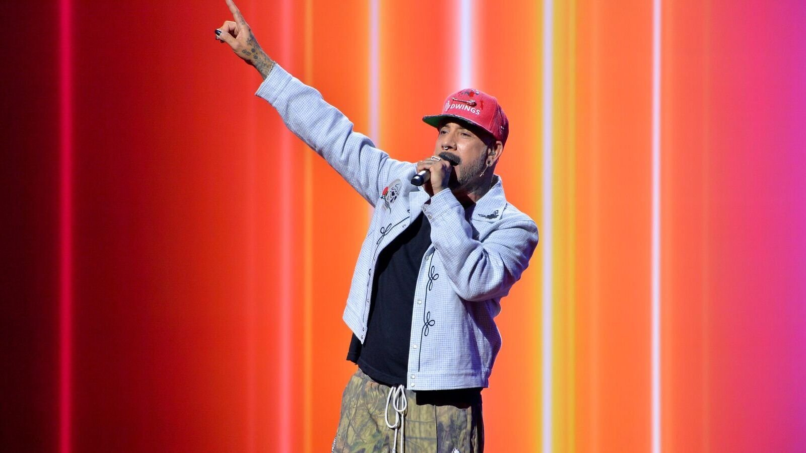 AJ ex Backstreet Boys sul palco del TUDUM