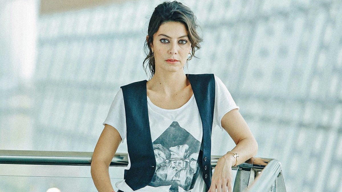 Doppio Gioco, Alessandra Mastronardi: "Dopo la serie sono pronta per 007 e Mission Impossible" Doppio Gioco, Alessandra Mastronardi: "Dopo la serie sono pronta per 007 e Mission Impossible"