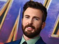 Chris Evans dopo Capitan America: 'I miei ultimi ruoli? Hanno rovinato la mia carriera'