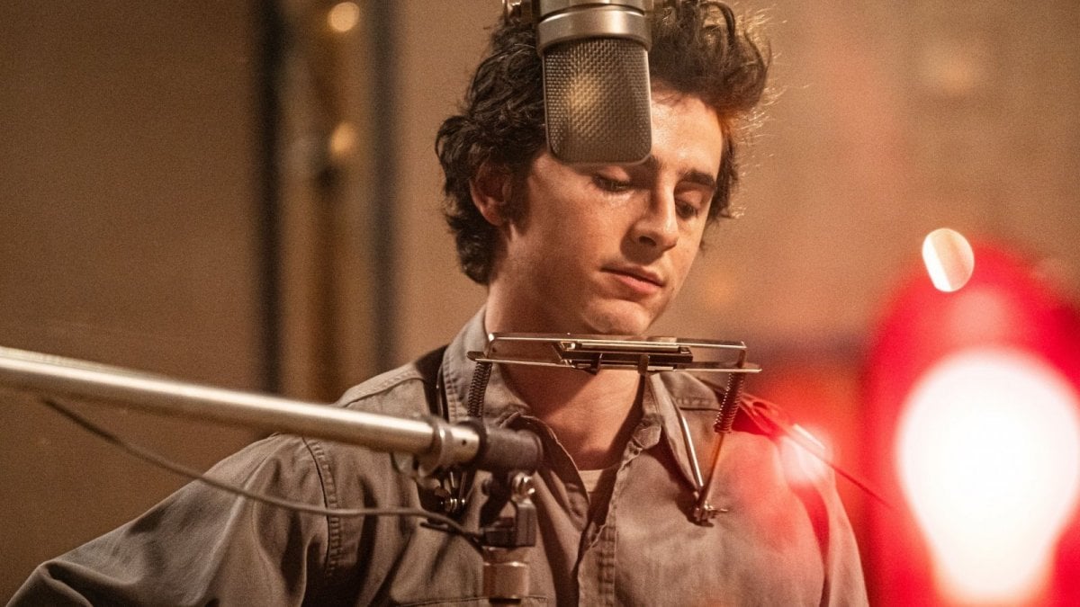 A Complete Unknown: in blu ray Timothée Chalamet è ancora più convincente nei panni di Bob Dylan A Complete Unknown: in blu ray Timothée Chalamet è ancora più convincente nei panni di Bob Dylan