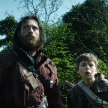 28 anni dopo: Aaron Taylor-Johnson, Alfie Williams in una foto