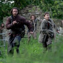 28 anni dopo: Aaron Taylor-Johnson, Alfie Williams in fuga