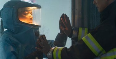 9 1 1 Peter Krause Angela Bassett Scena Ottava Stagione Serie Tv Disney Plus