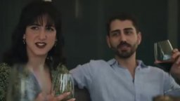 Happy Holidays - Trailer italiano del film di Scandar Copti