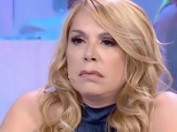 Belve, Anna Pettinelli conferma l'intervista con un video che viene poi subito rimosso
