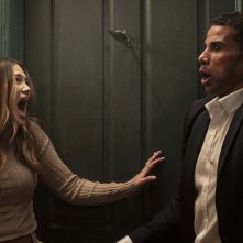 Heart Eyes - Appuntamento con la Morte: Olivia Holt e Mason Gooding in una sequenza