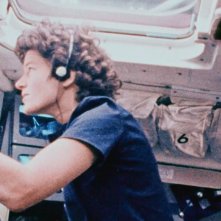 Sally: la prima astronauta - Sally Ride nel modulo spaziale