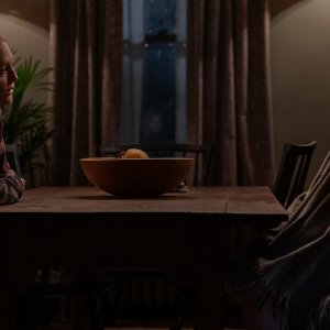 Echo Valley: Julianne Moore e Sydney Sweeney in un'immagine